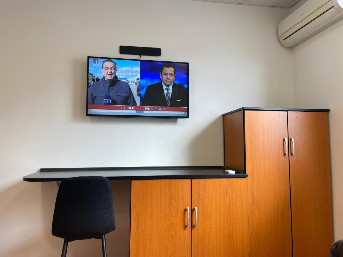 Room Aa Dravograd Eksteriør billede