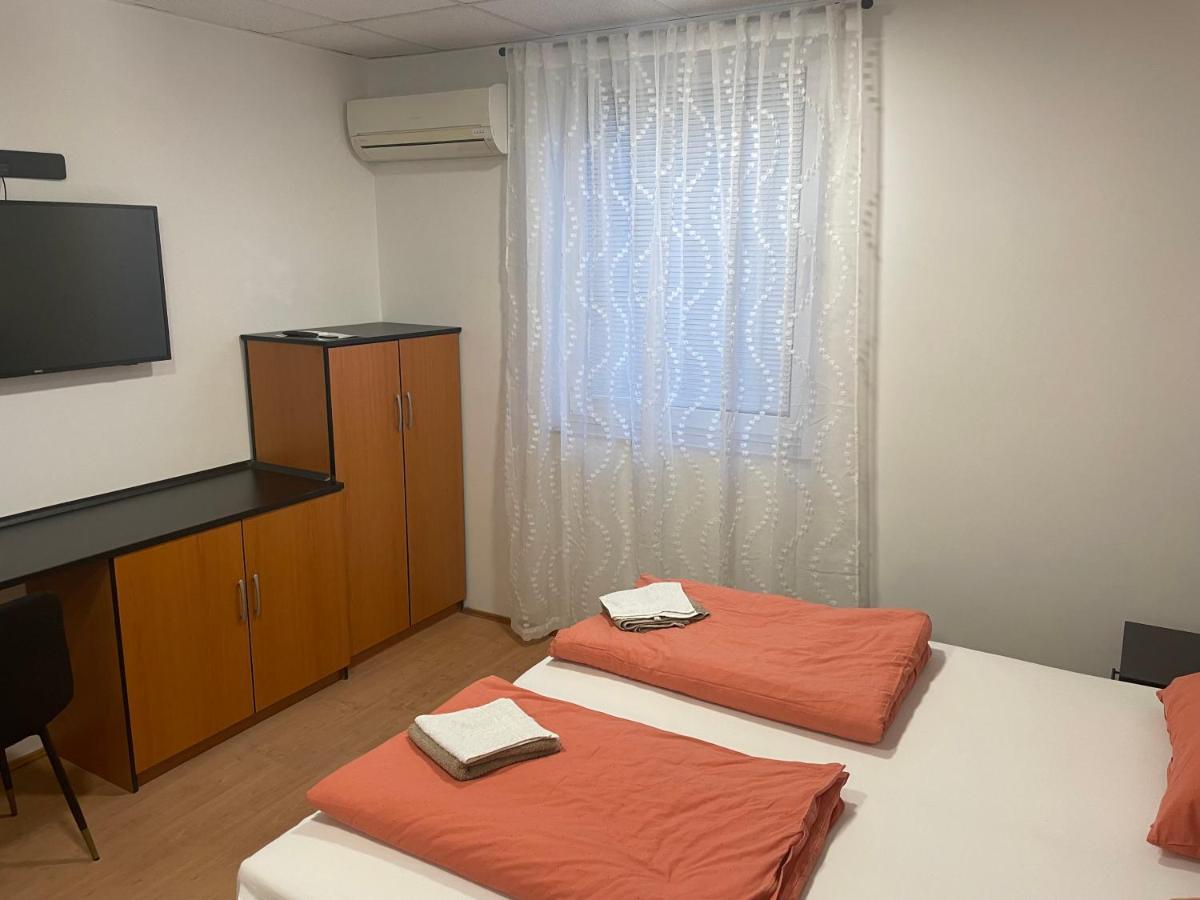 Room Aa Dravograd Eksteriør billede